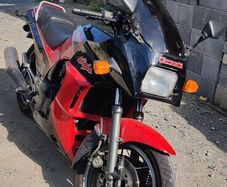 1986 Kawasaki gpz 750r