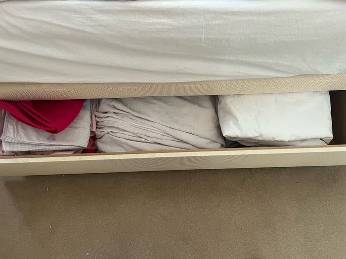 Double divan bed base with drawer