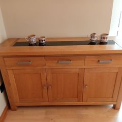sideboard