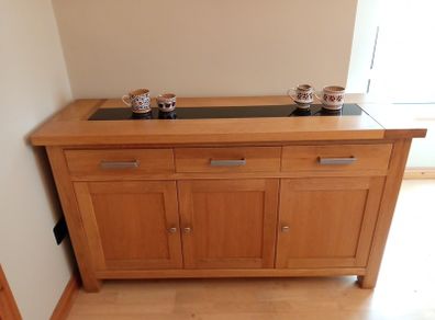 sideboard