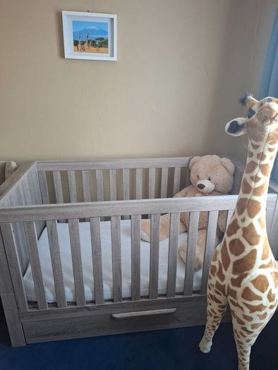 Mamas & Papas Franklin Cot Bed - Grey - Excellent