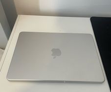 MacBook Neo Silver 256GB Like New