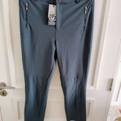 Dolcezza 72301 green hunting riding style trousers with elasticated waist and material new with tags size large or about a UK size 14 but see last three photos for exact measurements FREE STANDARD POSTAGE INCLUDED