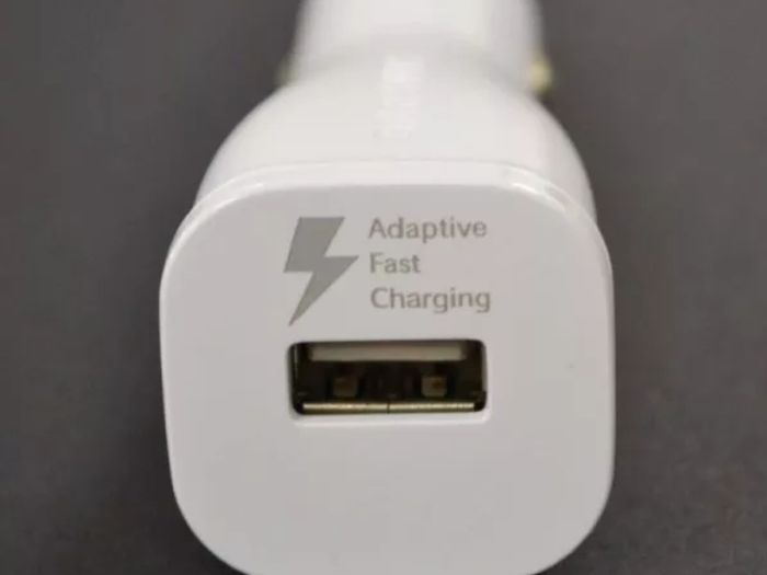 Genuine Samsung car charger.  Adaptive Fast car charger for samsung galaxy