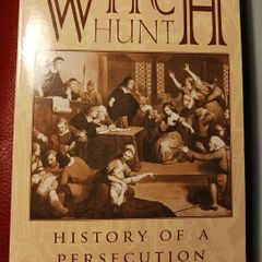 Witch Hunt/ History of a Persecution/ Nigel Cawthorne / 2003