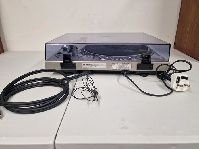Technics SL-1600