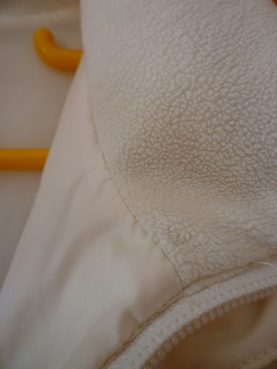 Jacket Puma Duck Feather Down Quilted Jacket. Cream. Hood detachable. Very good Condition.  Perfect Med,  Large Coat