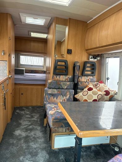 NI 2003 Hobby 600 2.8 TD 4 Berth Rear-Fixed-Bed