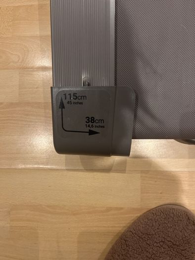 Folding magnetic treadmill