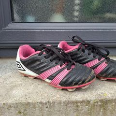 Umbro girl's football boots. Size junior 11