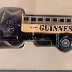 Guinness Diamond T 620 Truck Limited Edition