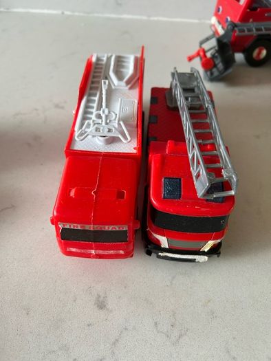 fireman sam fire engine and fire helmet bundle
