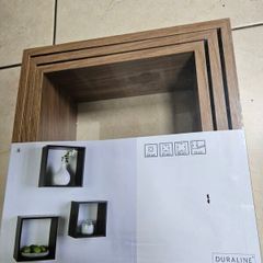 Triple cube oak shelf box