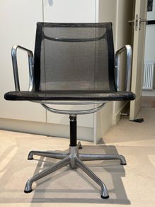 Charles Eames midcentury modern office chair
