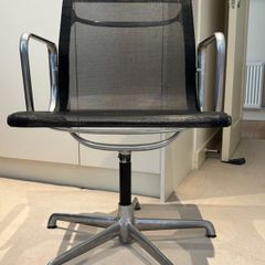 Charles Eames midcentury modern office chair