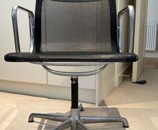 Charles Eames midcentury modern office chair (original)