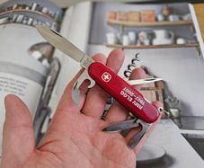 Vintage Wenger Commander Retired 85mm Swiss Army Knife Rare Collectable