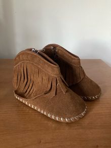 Baby booties uk3