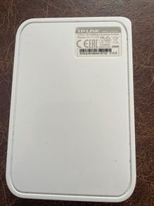 TP-Link TL-SF1005D 5-Port Desktop Network Switch.