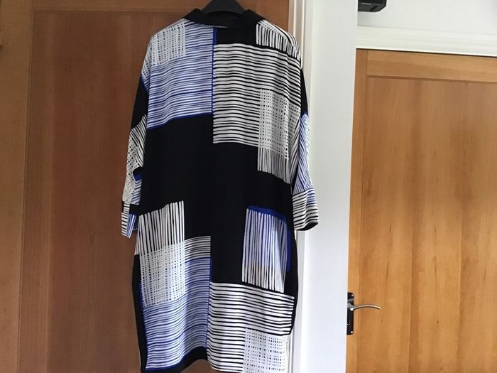 Next Loose Fitting Black/Blue Print Midi Dress Size 12 Petite
