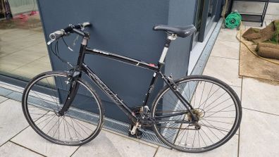 Specialized Sirrus Mens Hybrid Bike