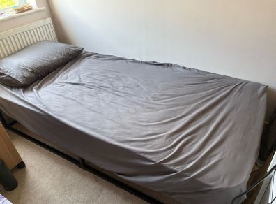 Single Bed mattress + metal frame