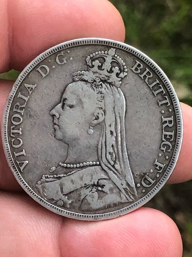 8 x Silver Victoria Crowns rare dates
