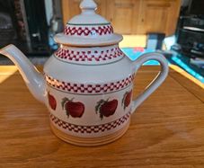 nicholas mosse teapot - Apple