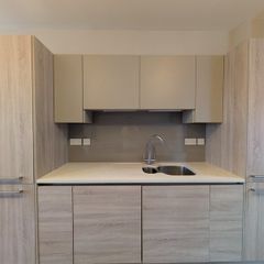 Modern Kitchen with built in appliances and hob included