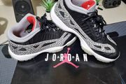 Air Jordan 11 Low I.E UK7.5