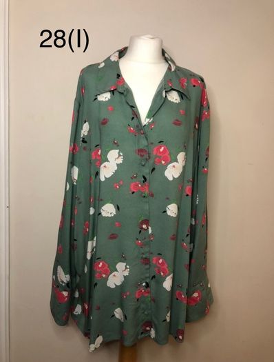JD Williams green floral blouse (size 28)