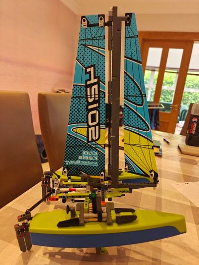 lego technic Catamaran