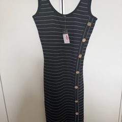 Pennys midi dress