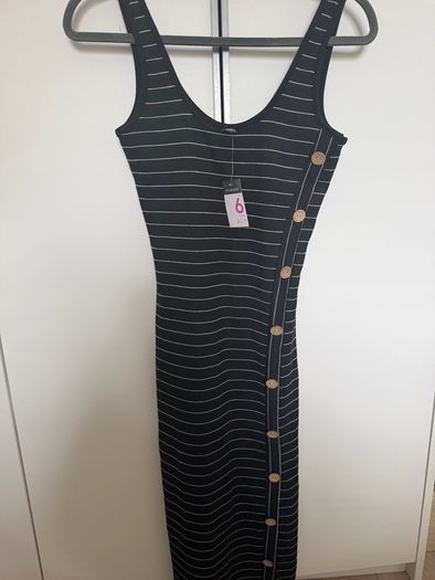 Pennys midi dress