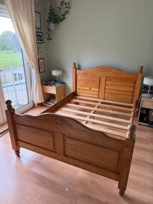 Free Wooden Double Bed