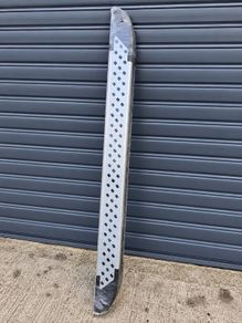 SUV/VAN/Pickup  SideSteps Brand New.