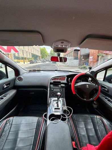 Peugeot 3008 2012