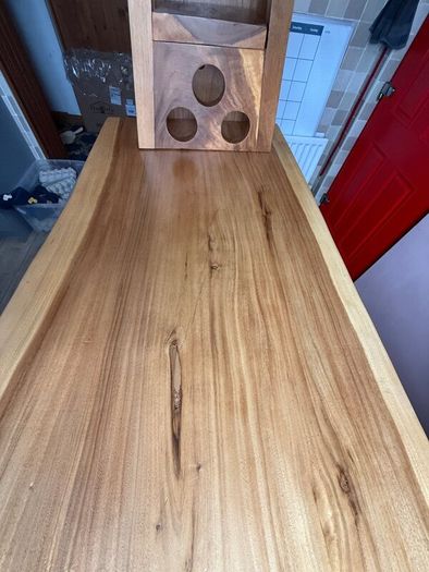 New Solid wooden table now 200 for quick sale