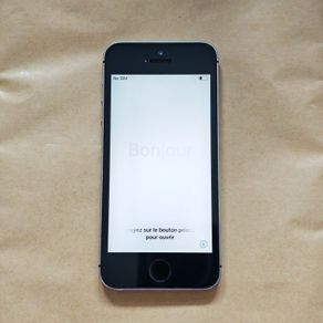 Apple iPhone 5s - 16GB - Space Gray - 3 Network - Activation Locked (For Parts / Repair)