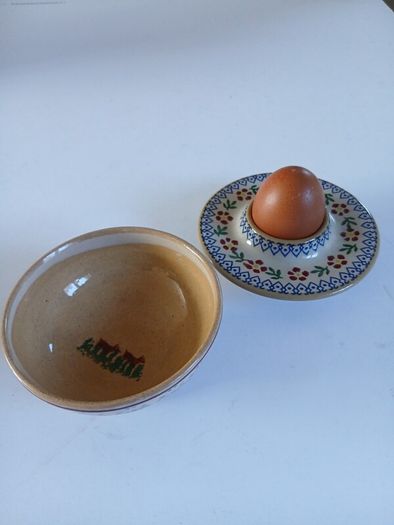 Rare ? Small red dog or pig pattern bowl and old rose eggcup