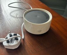 Warming plate for candles, wax or for keeping drinks warm