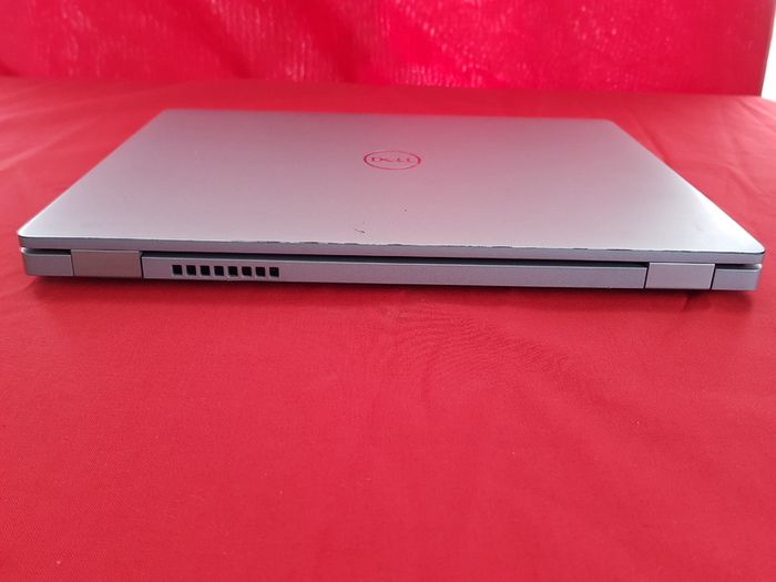Dell Latitude 5310,i5 Cpu (10th gen) 16 GB, 256 GB Storage (m.2).