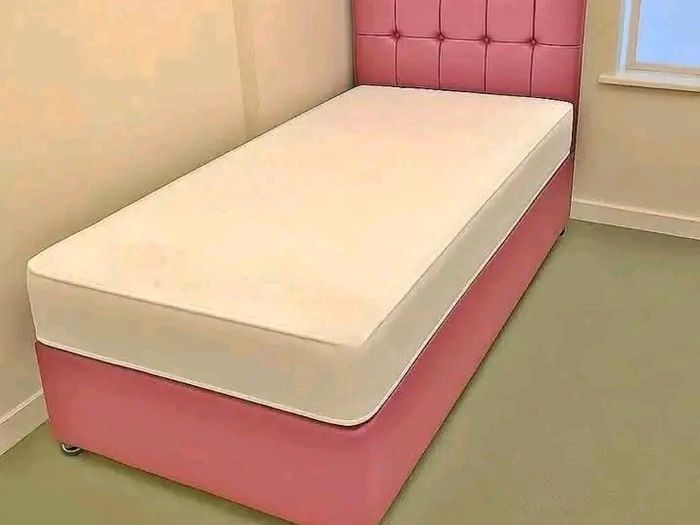 New Stylish single ,Double 4ft, 4ft6, King 5ft And 6ft Superking Sizes Divan Beds Instock. Drawers And Optional Tufted Mattresses Available. Free Delivery
