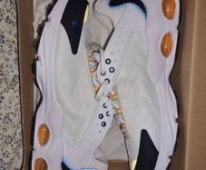 nike TW