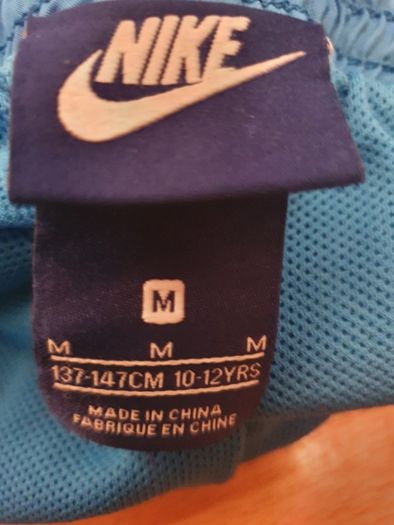 NIKE Casual Shorts ... Size: Medium (137 - 147 cm) ... Age: 10 to 12 Yrs
