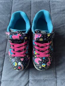 Black and Neon Heelies Size 2