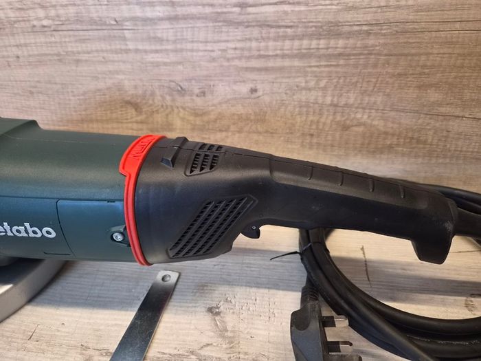 METABO 9 inch, 2200W Angle Grinder WE 22-230 MVT