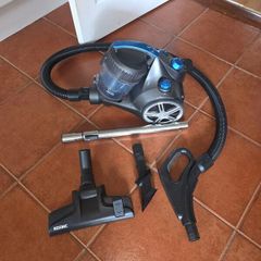 Vacuum cleaner 850W