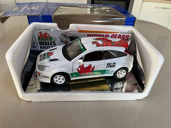Ford Focus RS WRC 02 Wales 1/18 Burago extremely rare