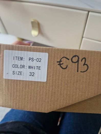 white runners girls with Pearls